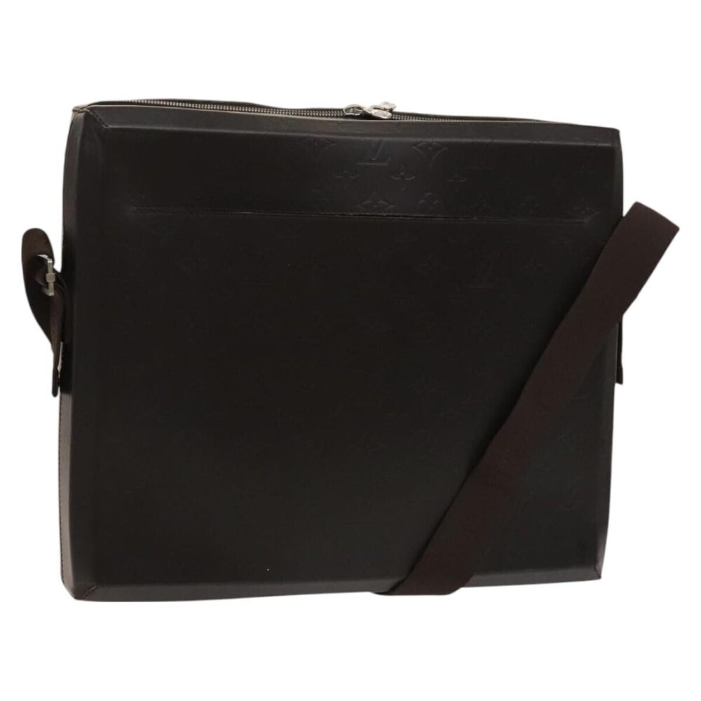 Louis Vuitton Steve Messenger Monogram Glace Leather